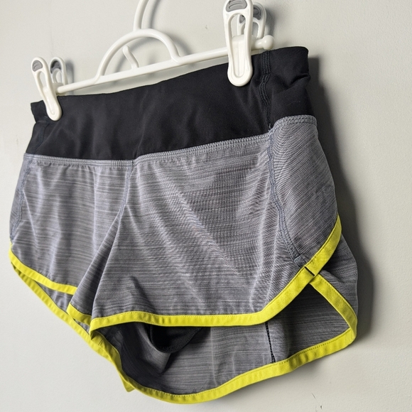 Lululemon Run: Speed Short Size 2 Gray Black And Yellow Color W7278S - Picture 7 of 13